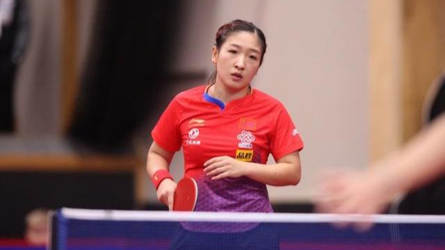 转会市场中 转会市场中