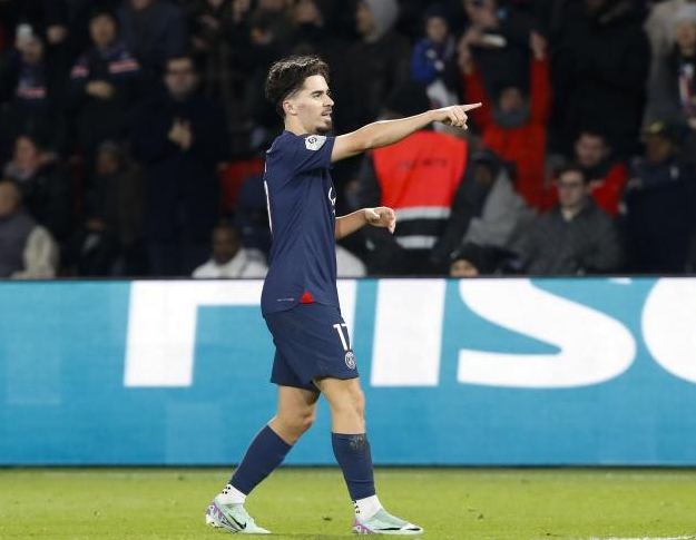 军争夺中更 军争夺中更